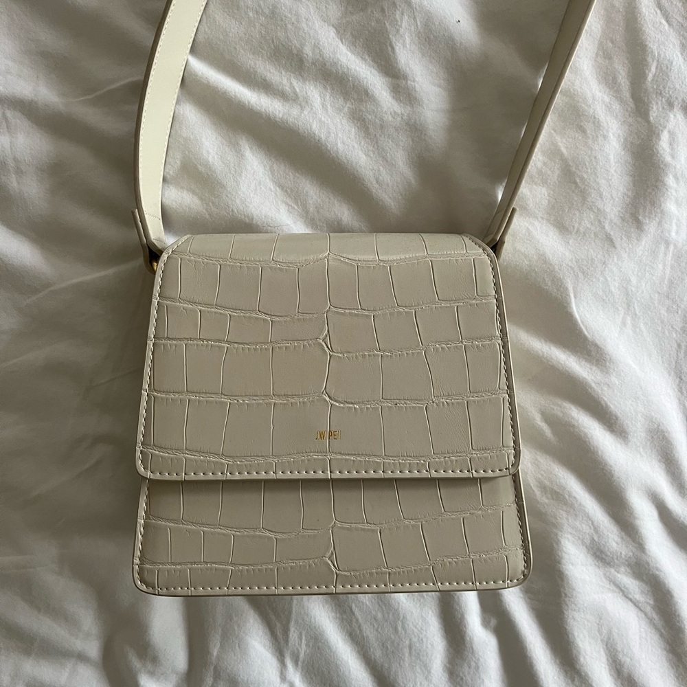 JW PEI Bag